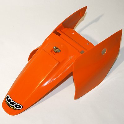 65 SX (2002 - 2008) oranžinės spalvos galinis sparnas su šoninėmis panelėmis, skirtas ktm 65sx | UFO